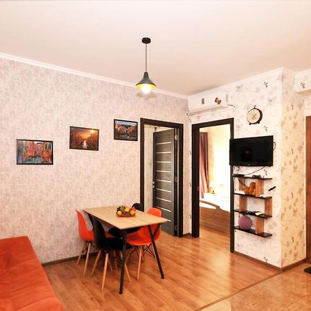 Apartment Art Django Old Avlabari 第比利斯 外观 照片