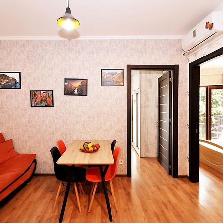 Apartment Art Django Old Avlabari 第比利斯 外观 照片