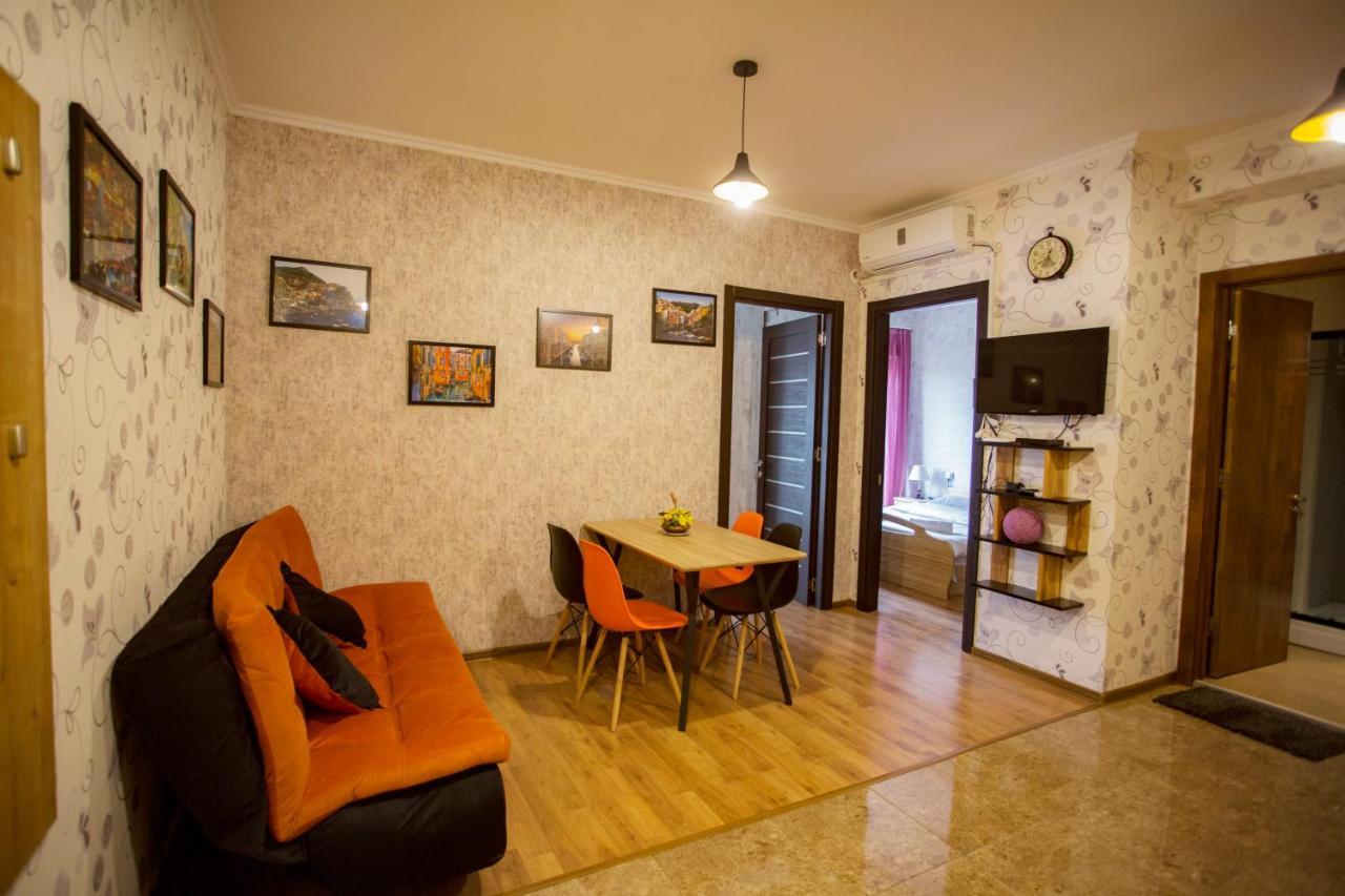 Apartment Art Django Old Avlabari 第比利斯 外观 照片