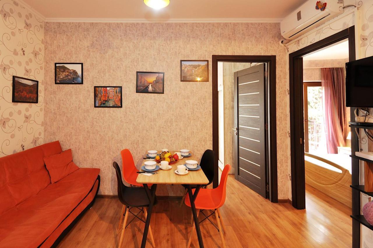 Apartment Art Django Old Avlabari 第比利斯 外观 照片